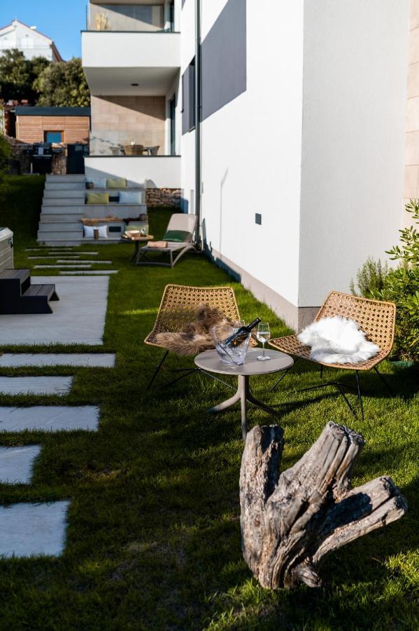Villa Natura Luxury Apartments Мандре Экстерьер фото